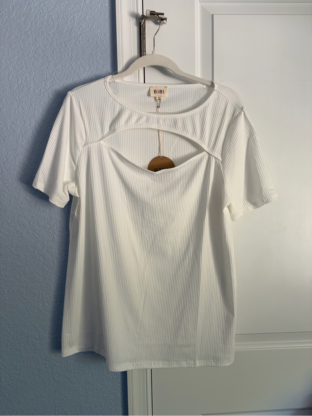 BiBi White Ribbed Short Sleeve Top with Front Cutout